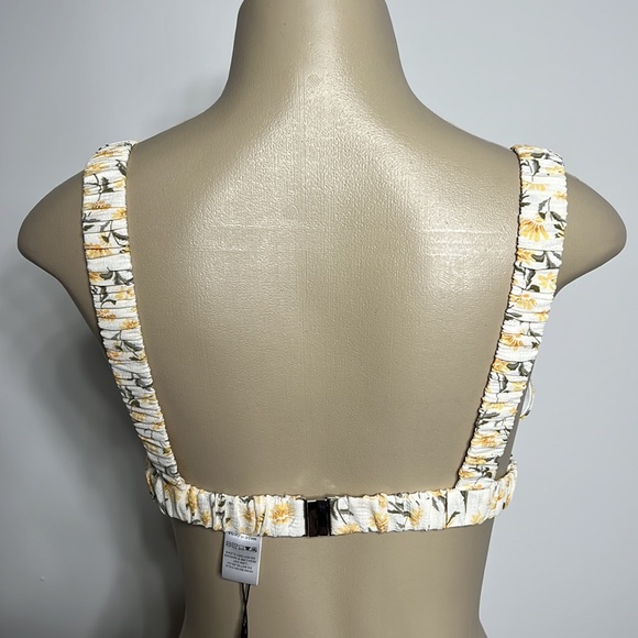 M.N.I white and yellow floral bikini top size Large - Picture 3 of 4